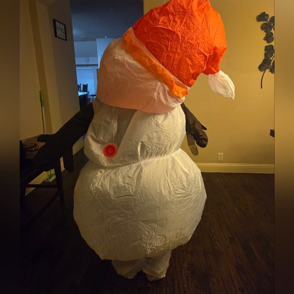 Cheerful Snowman Inflatable with Red Hat and Scarf - Picture 13 of 16